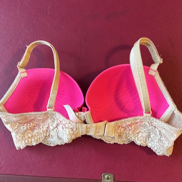 Victoria's Secret Dream Angel Demi 32D Bra - Picture 4 of 5